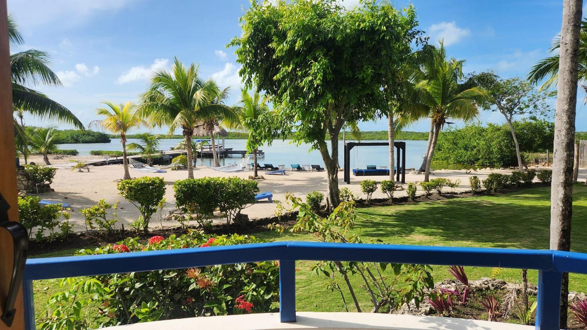 Brahma Blue Resort San Pedro  Exterior photo
