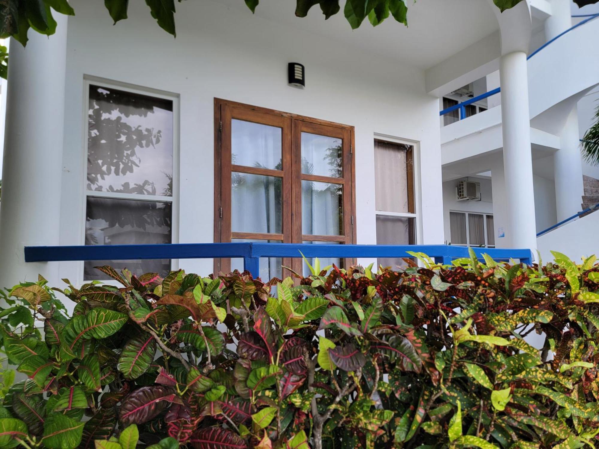 Brahma Blue Resort San Pedro  Exterior photo